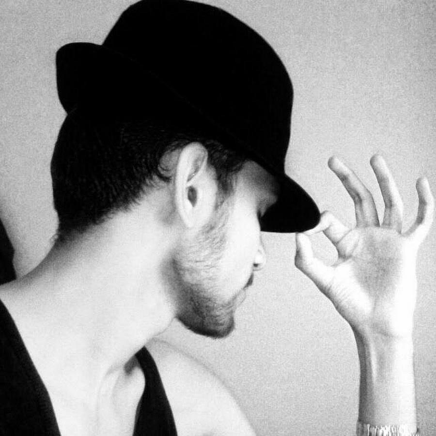 Adi Girhe यांचे छायाचित्र